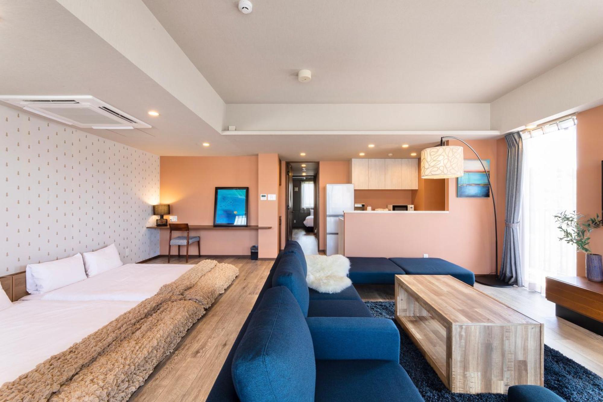 Breaky Hotel Chatan Exterior photo