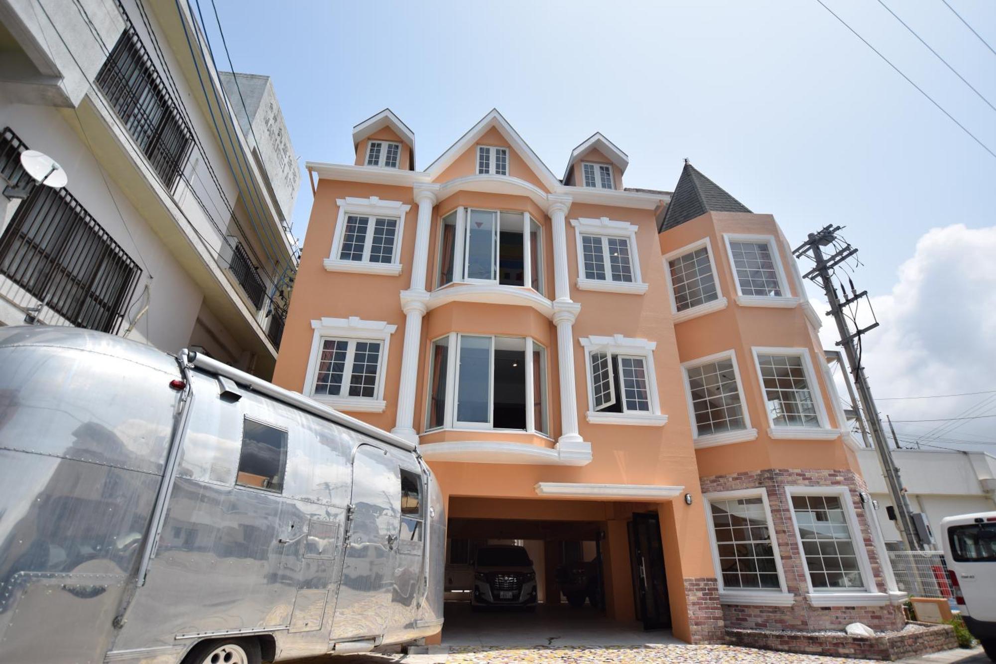 Breaky Hotel Chatan Exterior photo