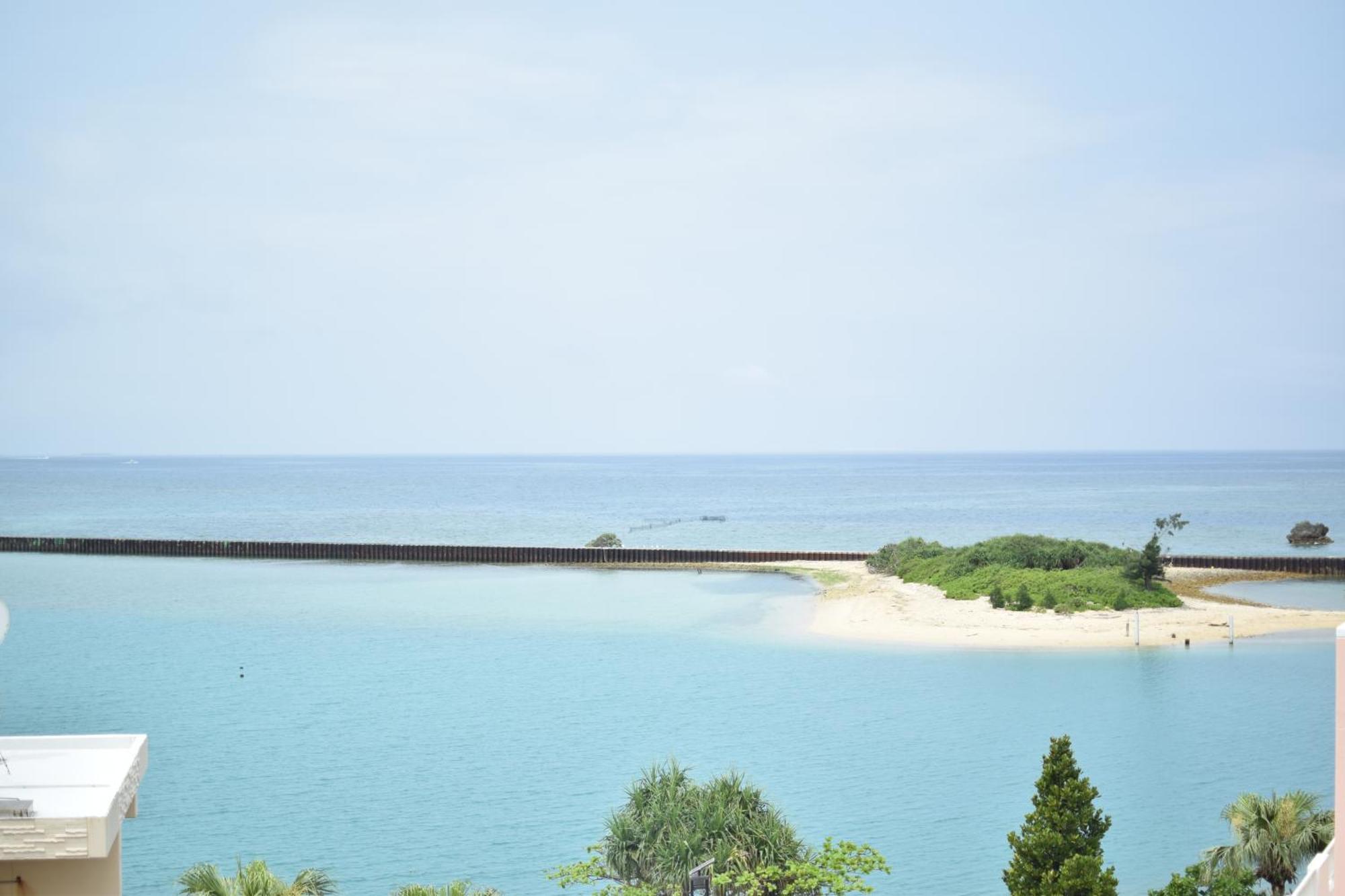 Breaky Hotel Chatan Exterior photo
